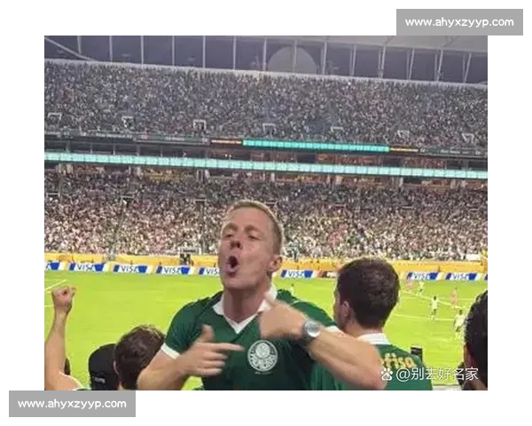 中国男足迎战朝鲜队焦点之战全程直播引爆球迷热情今夜不容错过